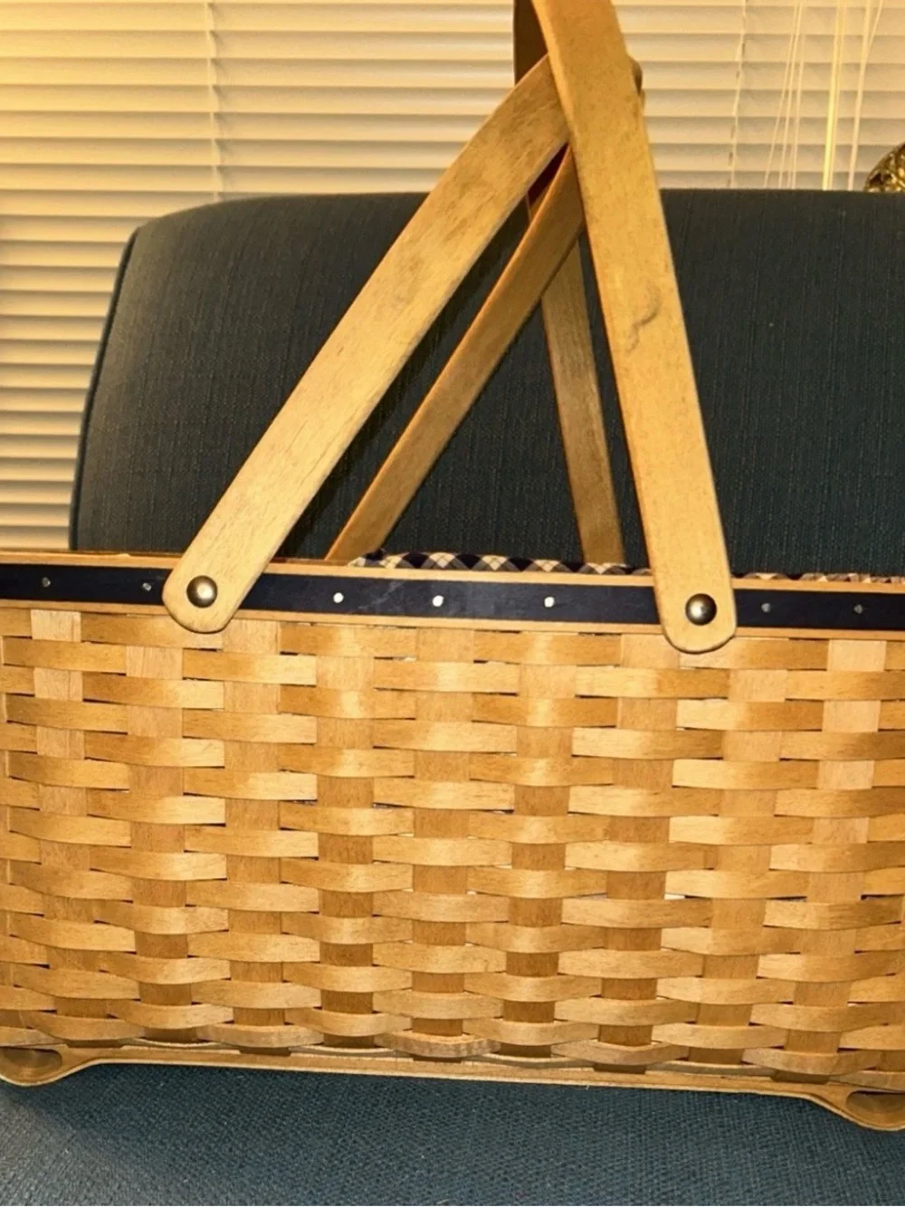 Longaberger 2004 Blue Ribbon Crafting Basket W/ Protector And Liner